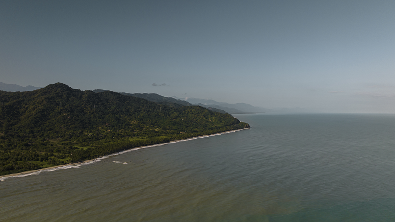 Ocean and mountains - Colombia